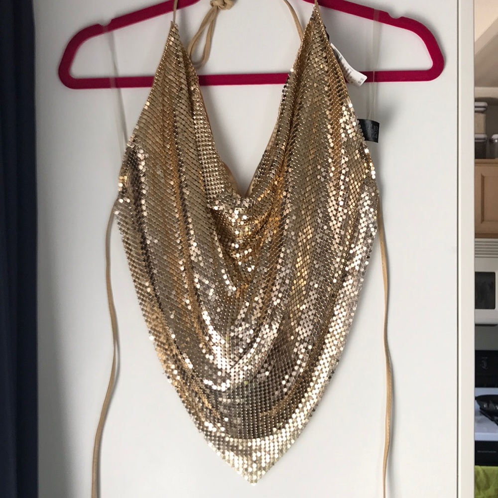 Gold chainmail backless Triangle Top